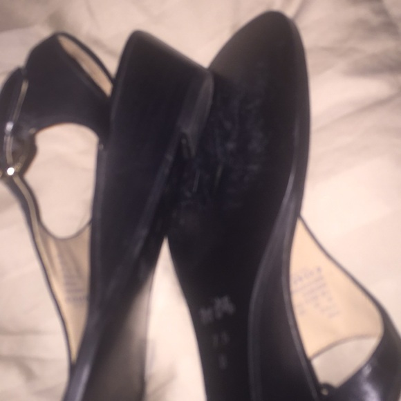 Coach Sandals - Picture 5 of 5